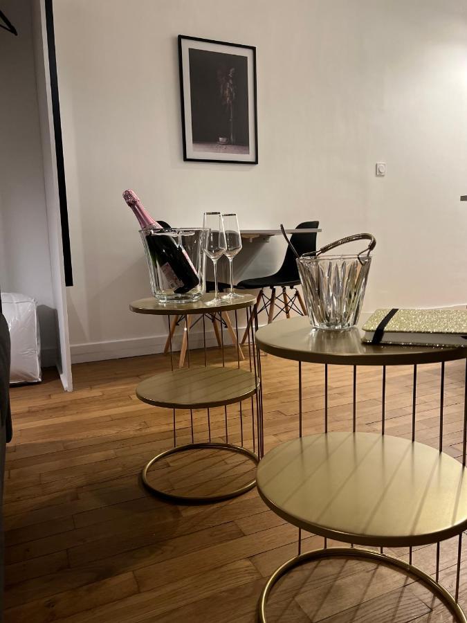 Idealement Situe "Le Studio" Les Locations Isahora Sont Aussi A 2 Pas Du Chateau D'Eu, Des Falaises Du Treport, De Mers Les Bains Et Aux Portes De La Baie De Somme Eu (센마리팀) 외부 사진